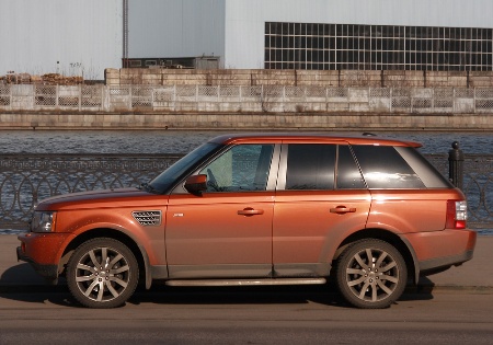 - Range Rover Sport:  ""