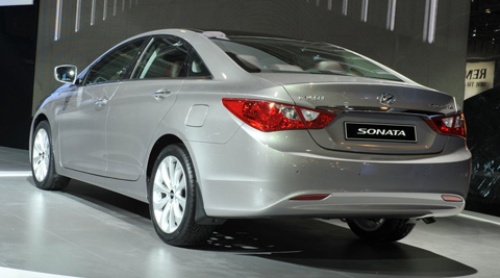 - Hyundai Sonata:     
